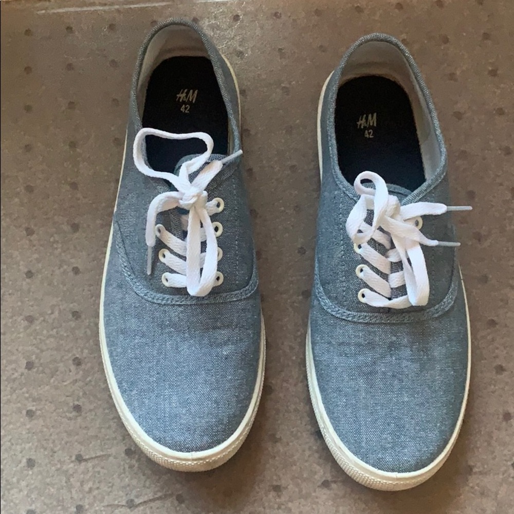 Light blue H&M Shoe size 9
